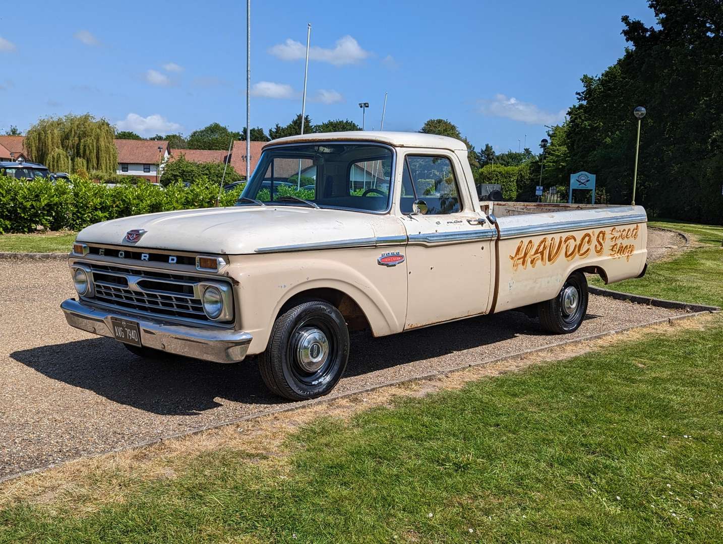 <p>1966 FORD F100 PICK-UP LHD</p>
