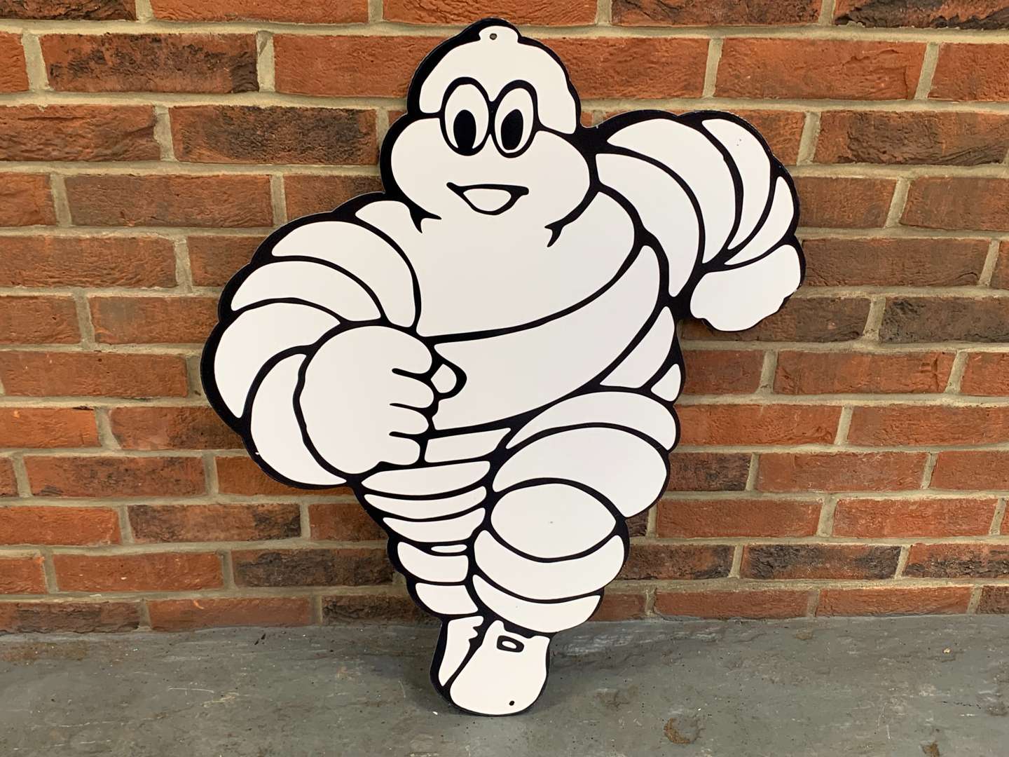 <p>Michelin Running Man Large Metal Sign</p>