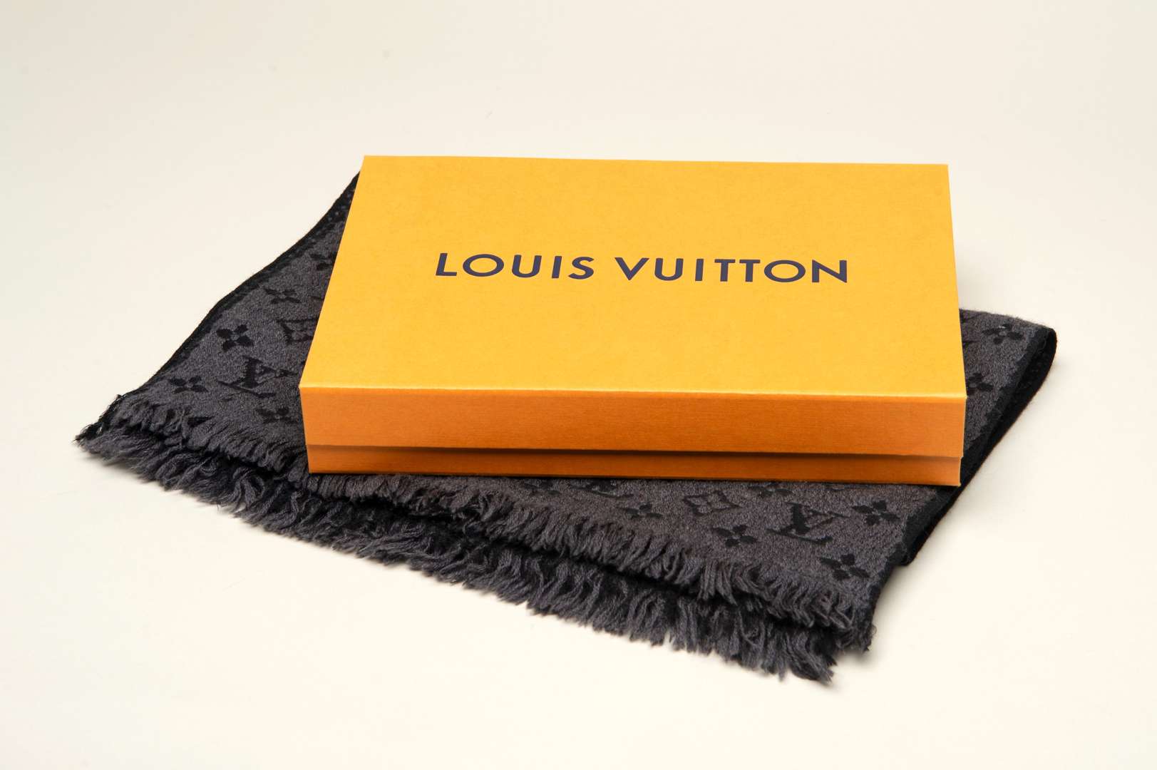 <p>3 designer scarves, include Ralph Lauren, Louis Vuitton and Armani</p>