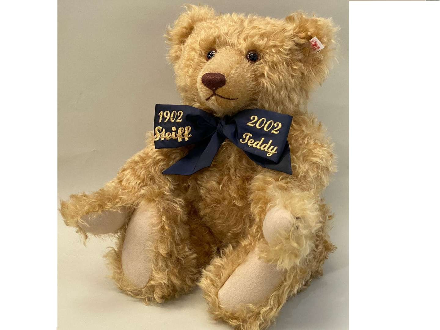 <p>STEIFF, a 2002, Centenary Teddy Bear, Blond, 44 cm. No 006819</p>