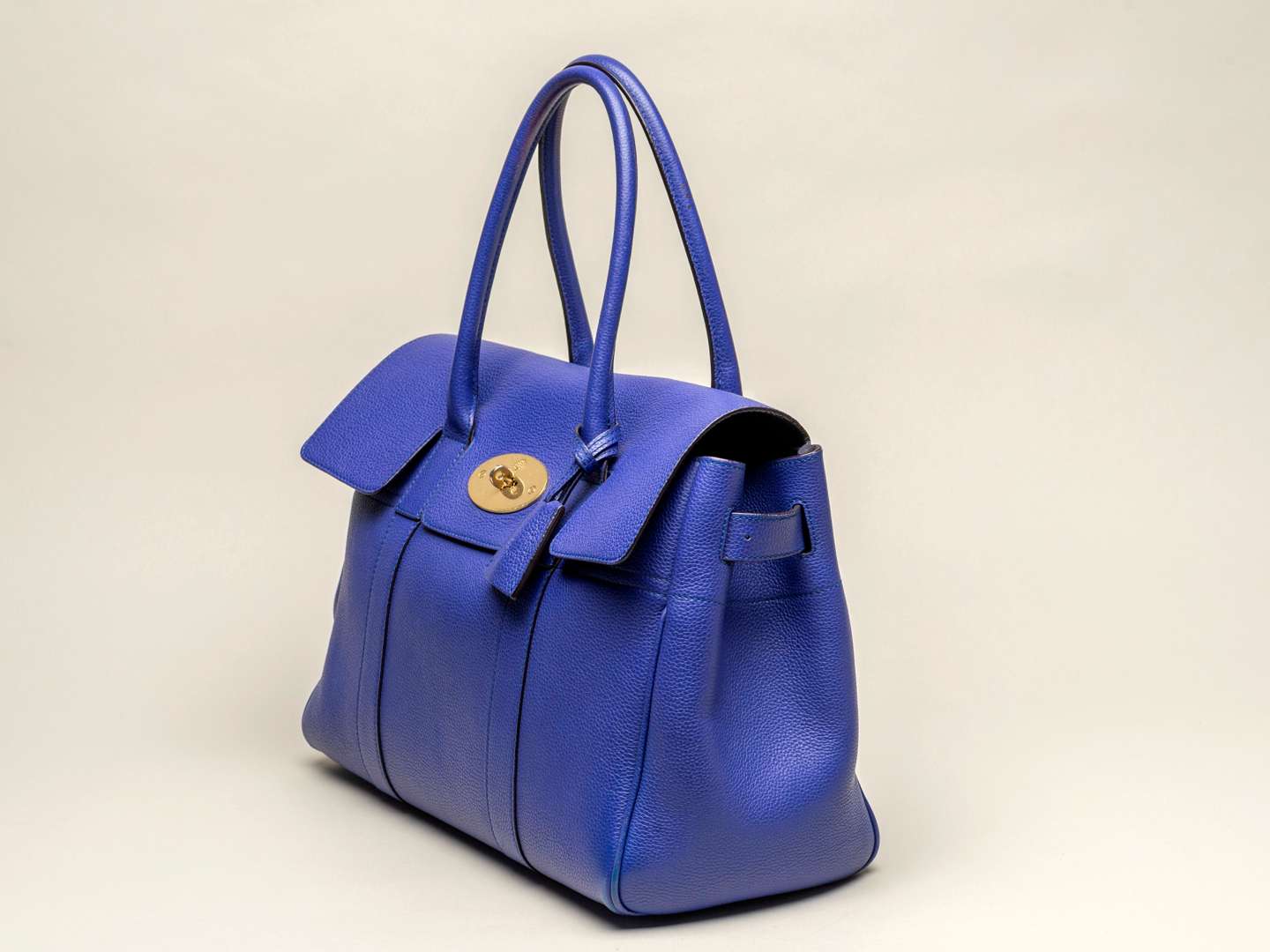 <p>MULBERRY, a Baywaters leather handbag</p>