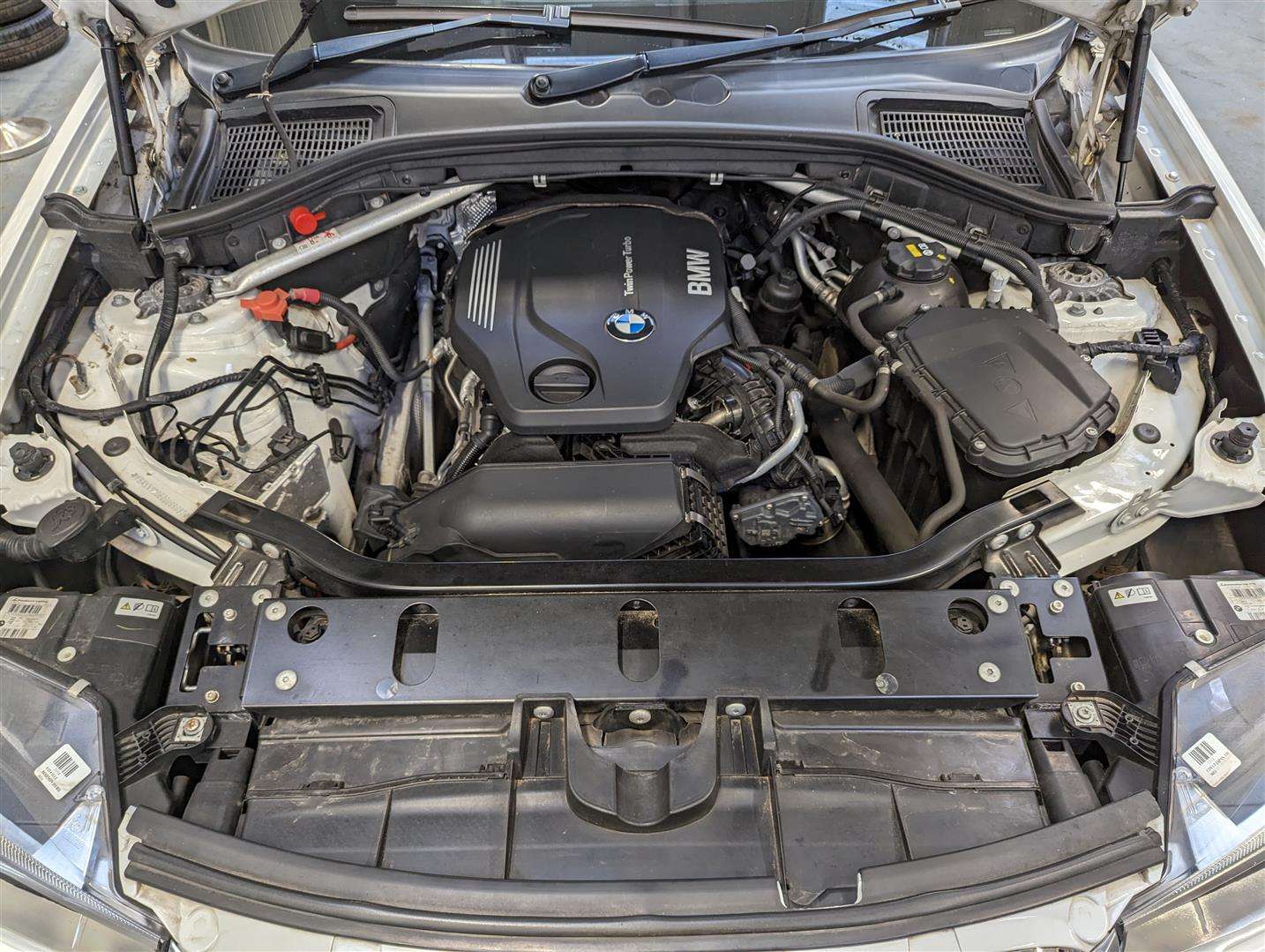 <p>2016 BMW X4 XDRIVE20D M SPORT AUTO</p>