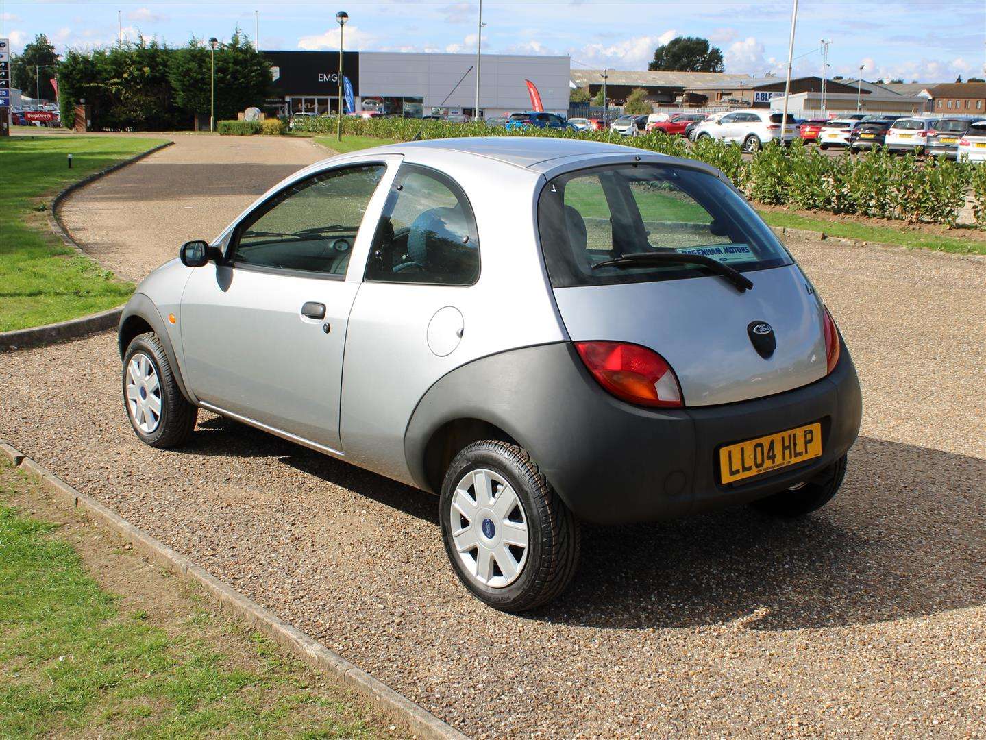 <p>2004 FORD KA. 190 MILES FROM NEW</p>