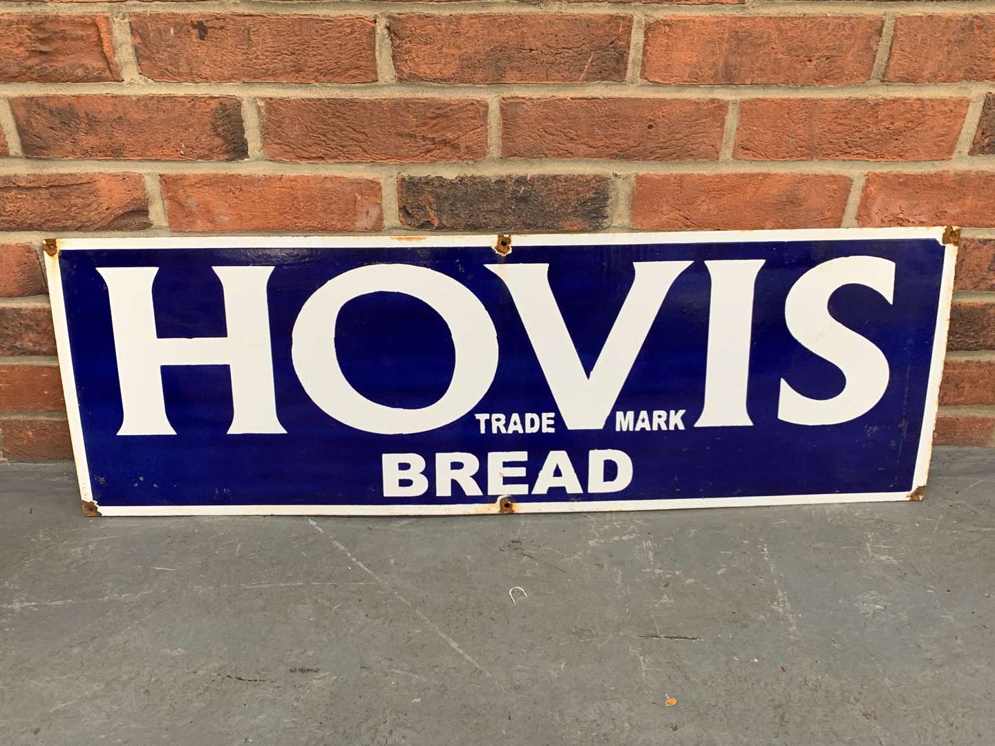 <p>Enamel Hovis Bread Sign</p>