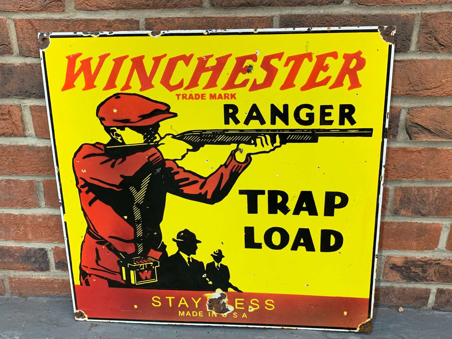 <p>Enamel Winchester Sign</p>