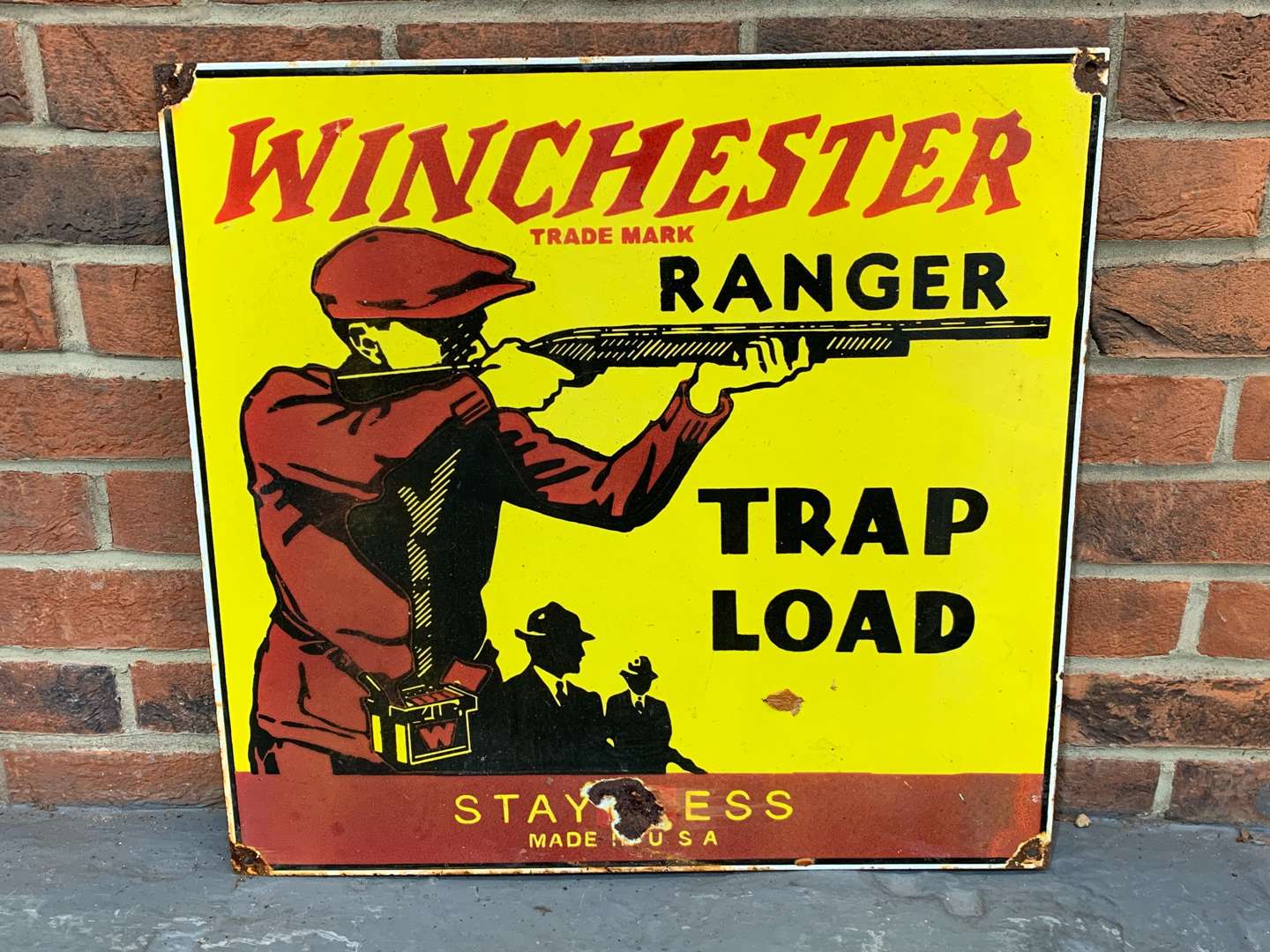 <p>Enamel Winchester Sign</p>