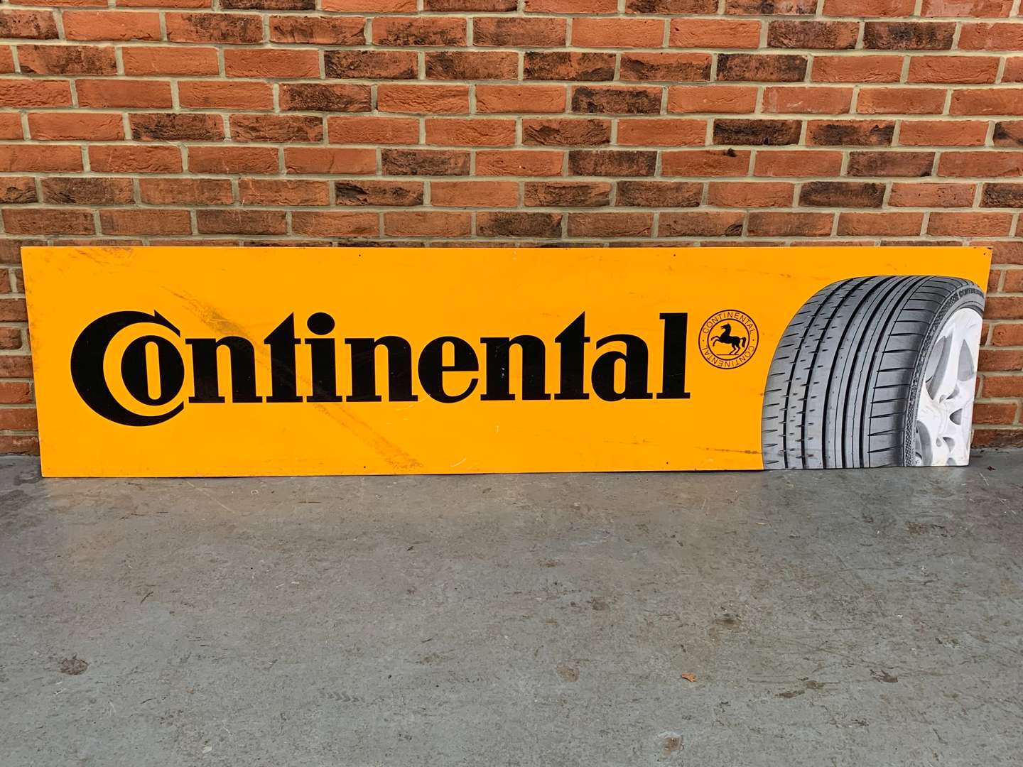 <p>Plastic Continental Tyres Sign</p>