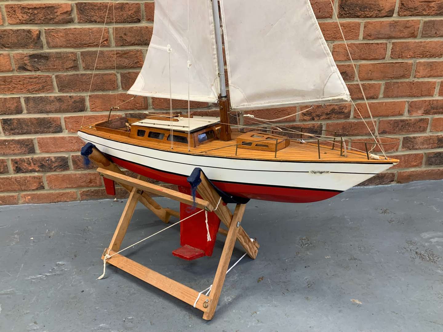 <p>Large Painted Wooden Remote Controlled Pond Yacht</p>