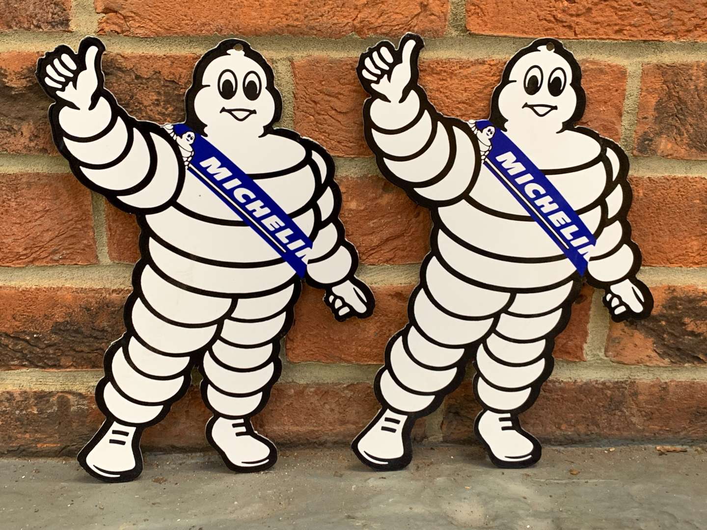 <p>Metal Pair of Small Michelin Men</p>