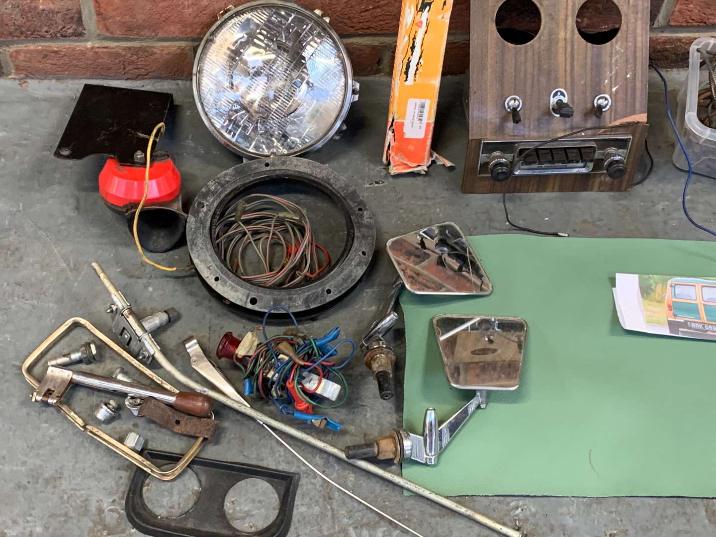 <p>Box of Assorted Morris Cooper S Parts</p>