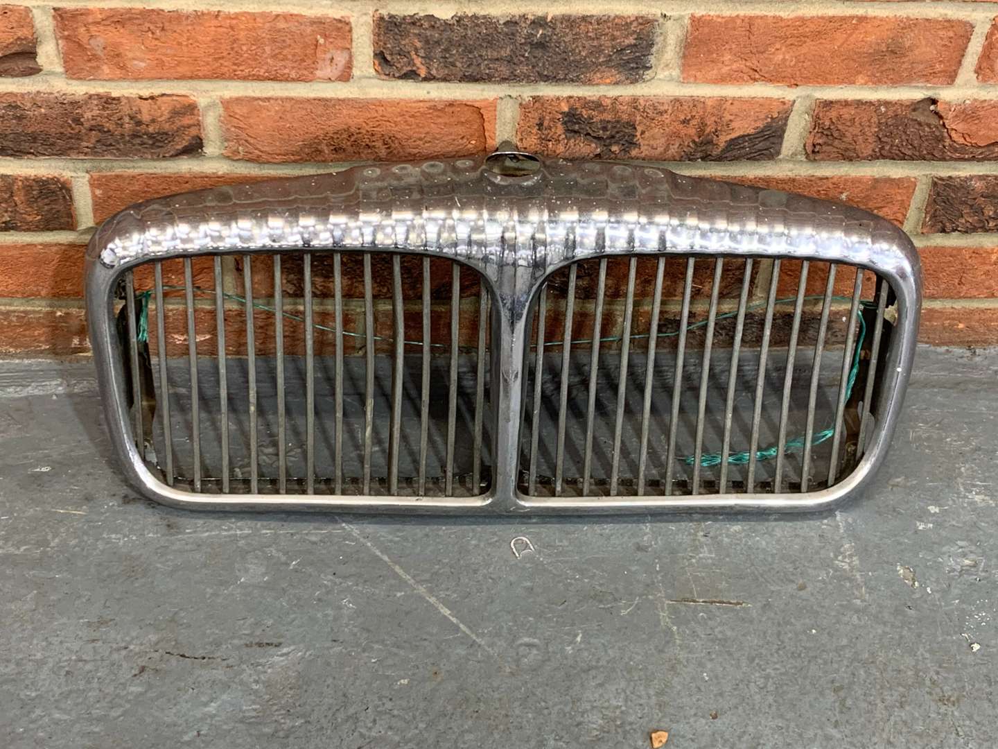 <p>Nash Metropolitan Grille and Daimler Grille (2)</p>