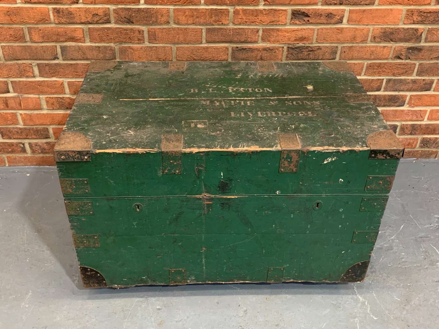 <p>Vintage Wooden Trunk With Metal Liner and Mounts</p>