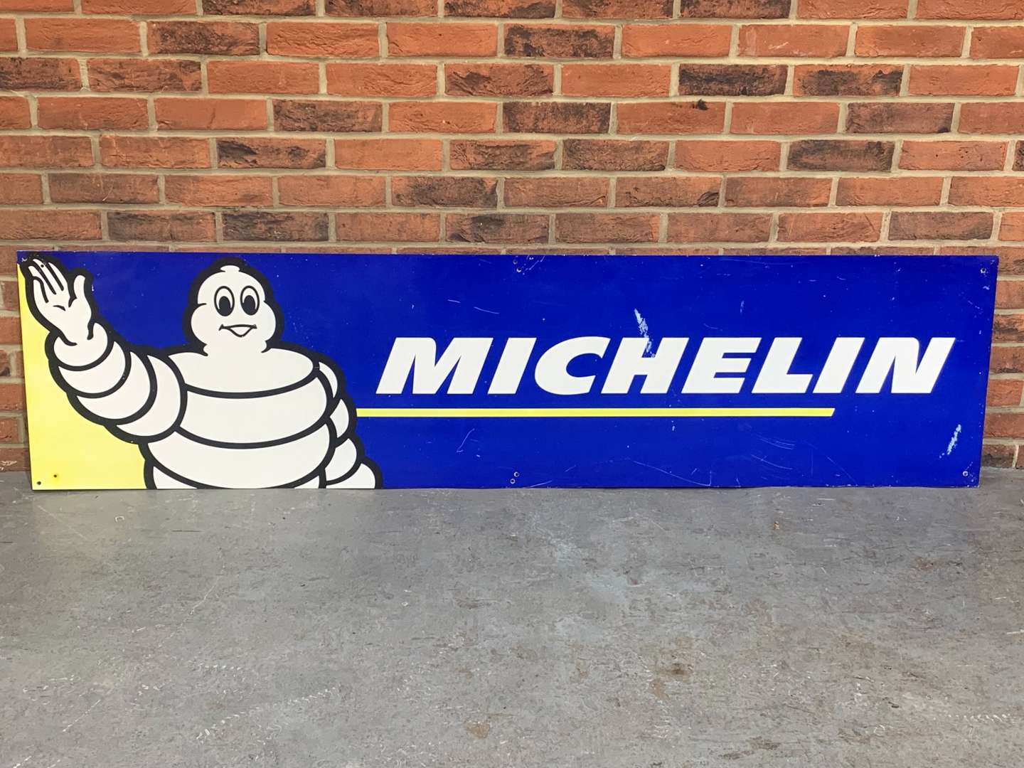 <p>Aluminium Michelin Waving Man Sign</p>