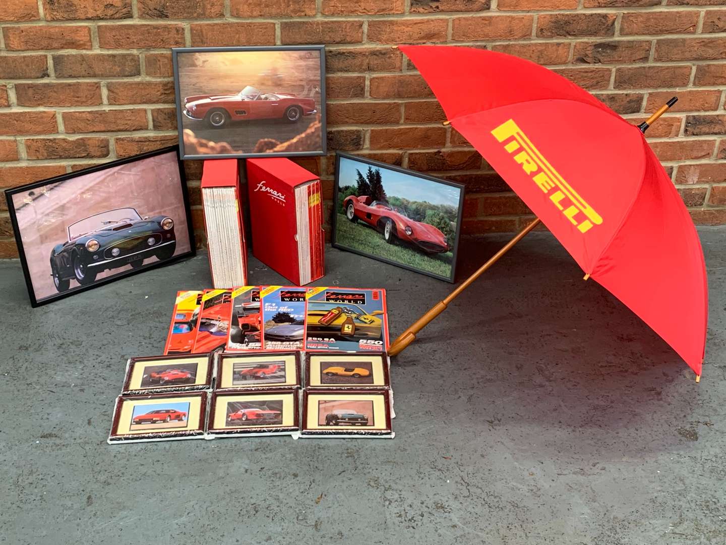 <p>Mixed Lot of Ferrari Memorabilia &nbsp;</p>