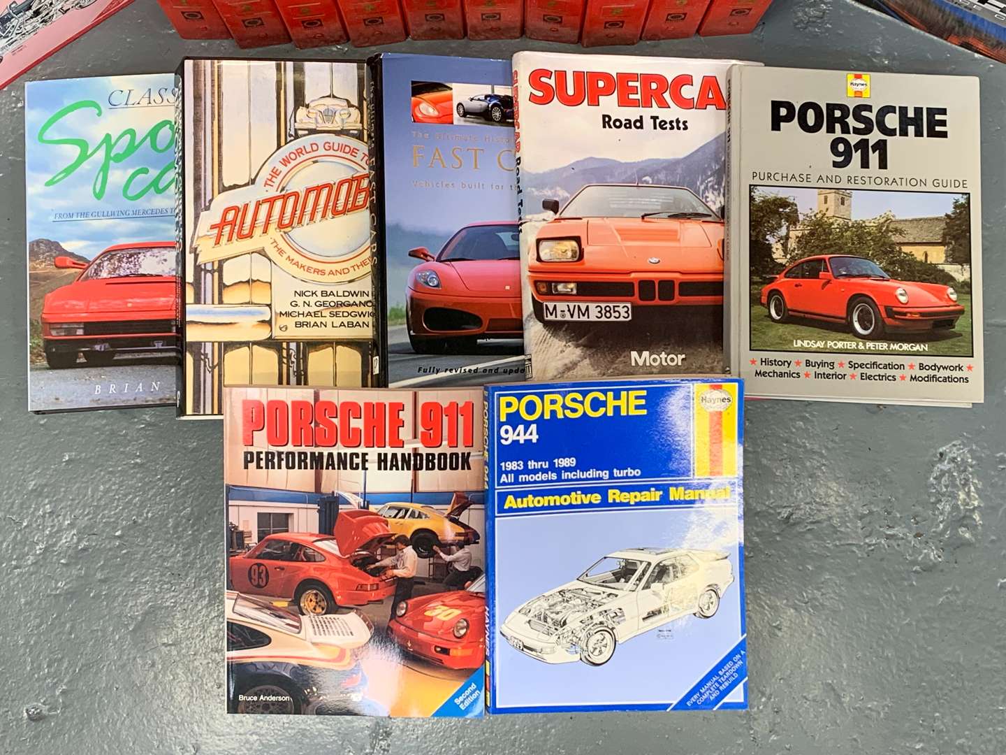 <p>Set of Super Cars Magazines and Books</p>