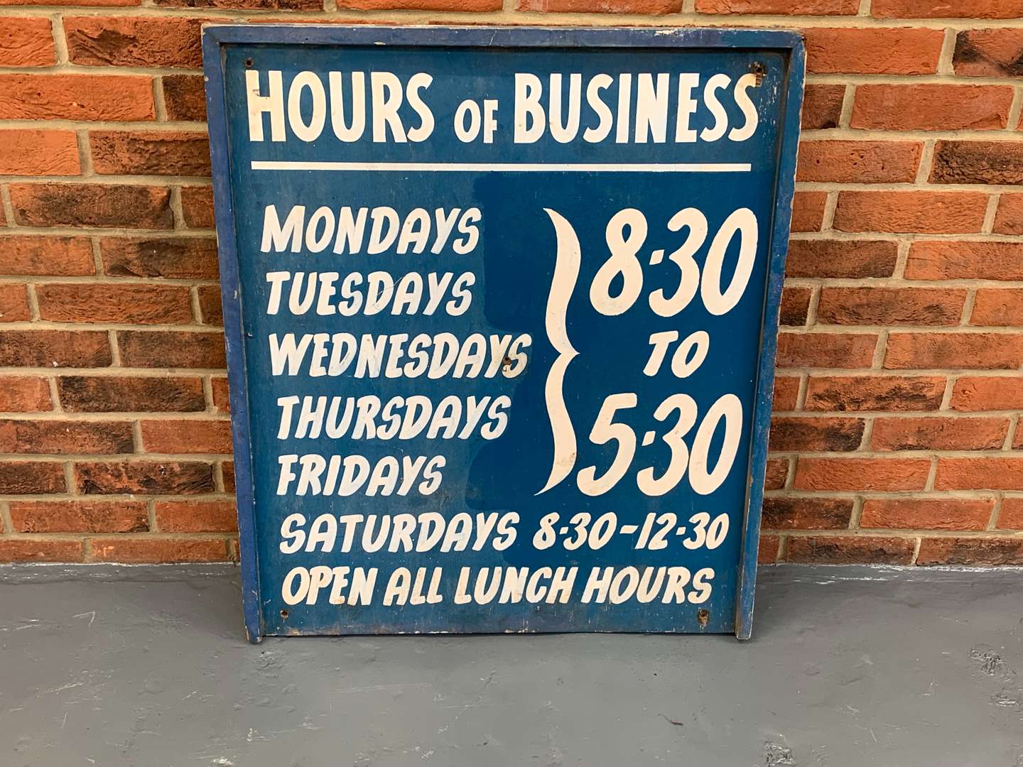 <p>Wooden Business Open Hours Sign</p>