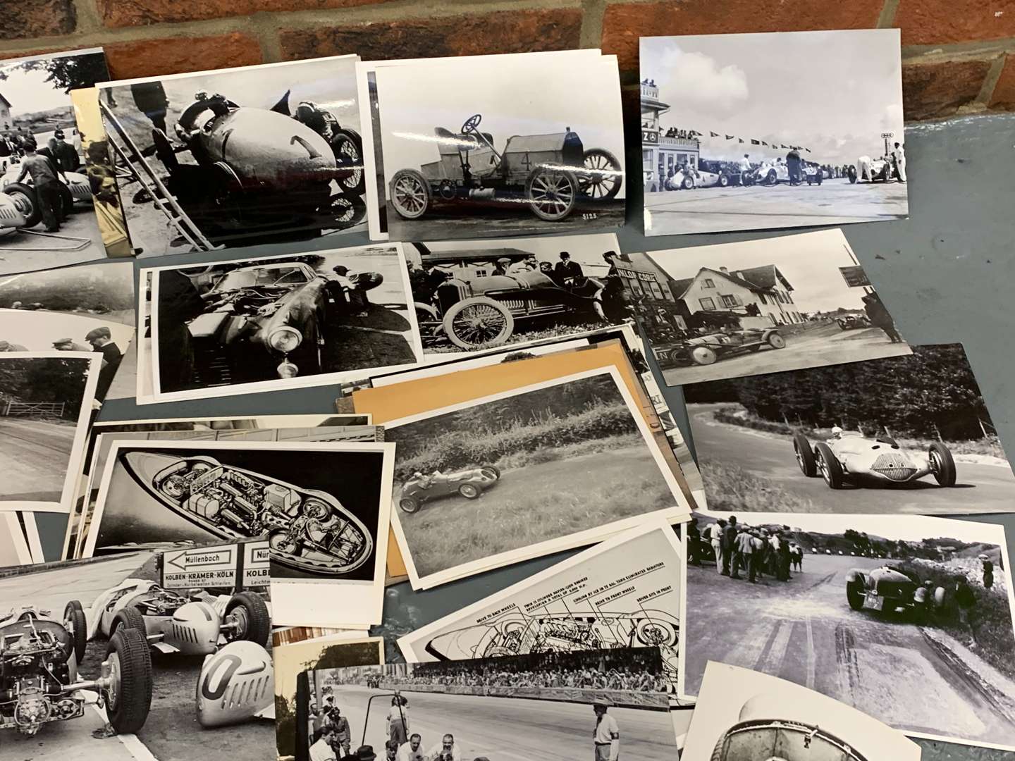 <p>Large Collection of Vintage Black and White Racing Photographs&nbsp;</p>