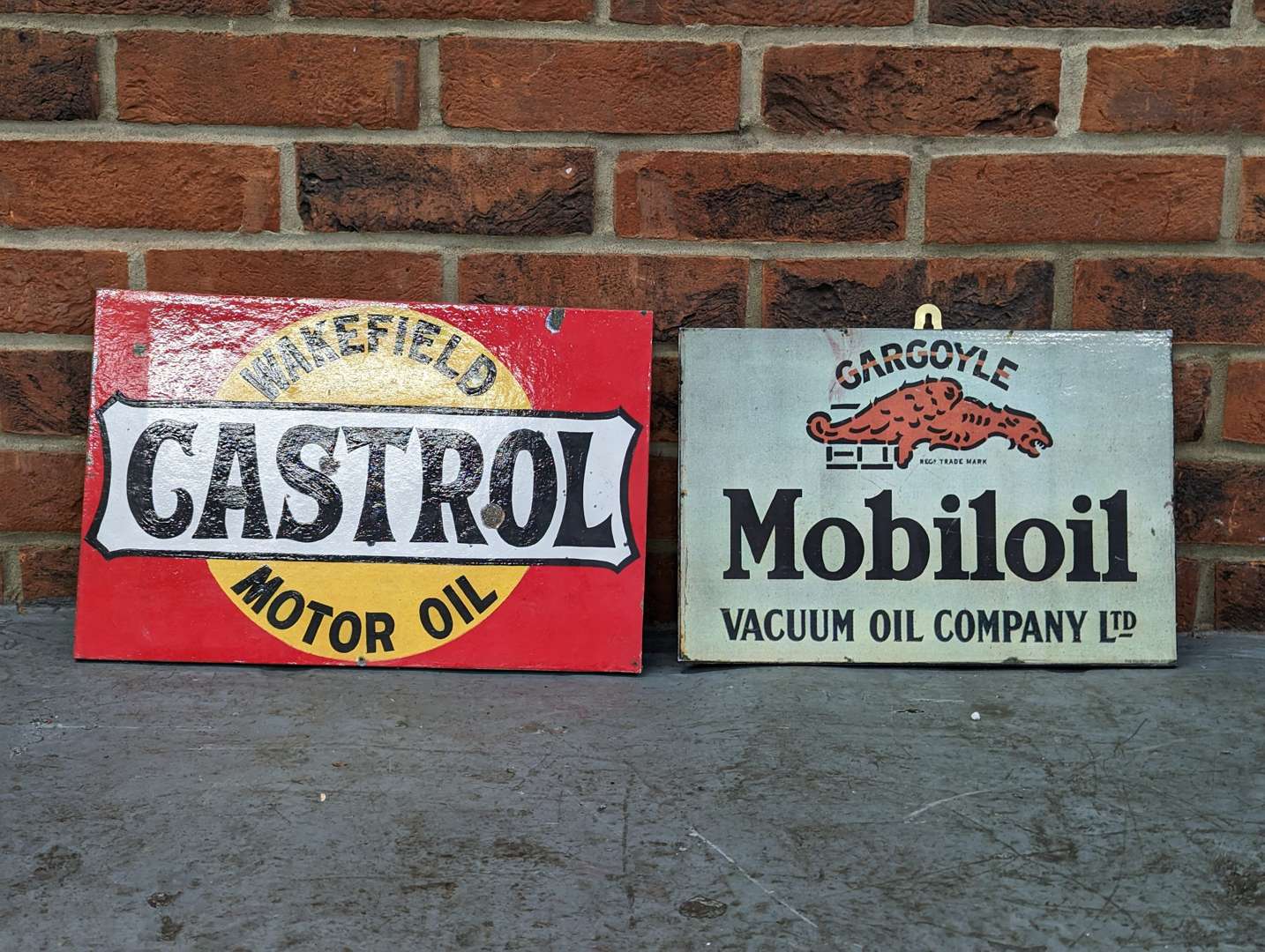 <p>Castrol and Mobiloil Prints on Board</p>