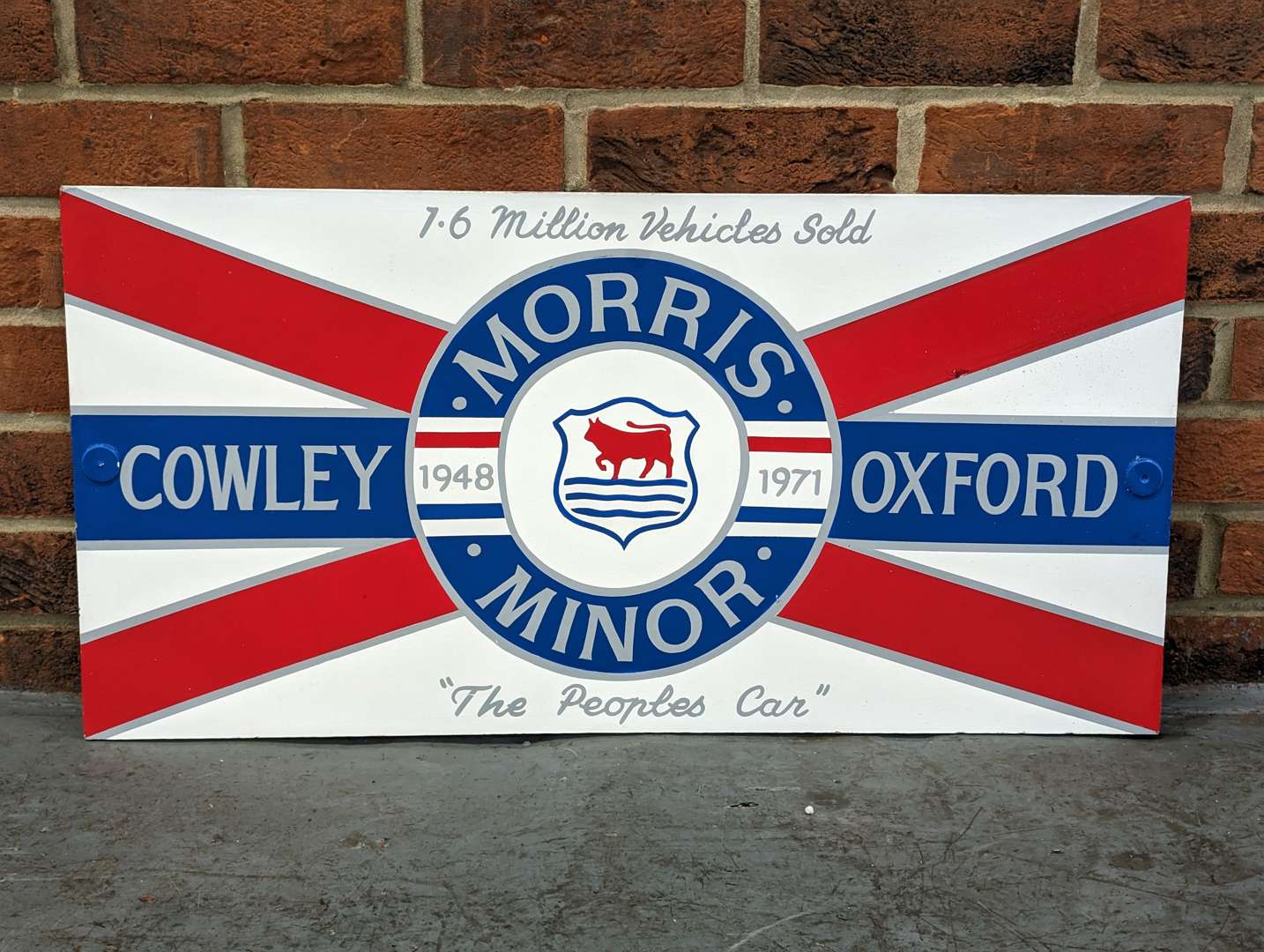 <p>Painted Wooden Morris Minor, Oxford/Cowley Sign</p>