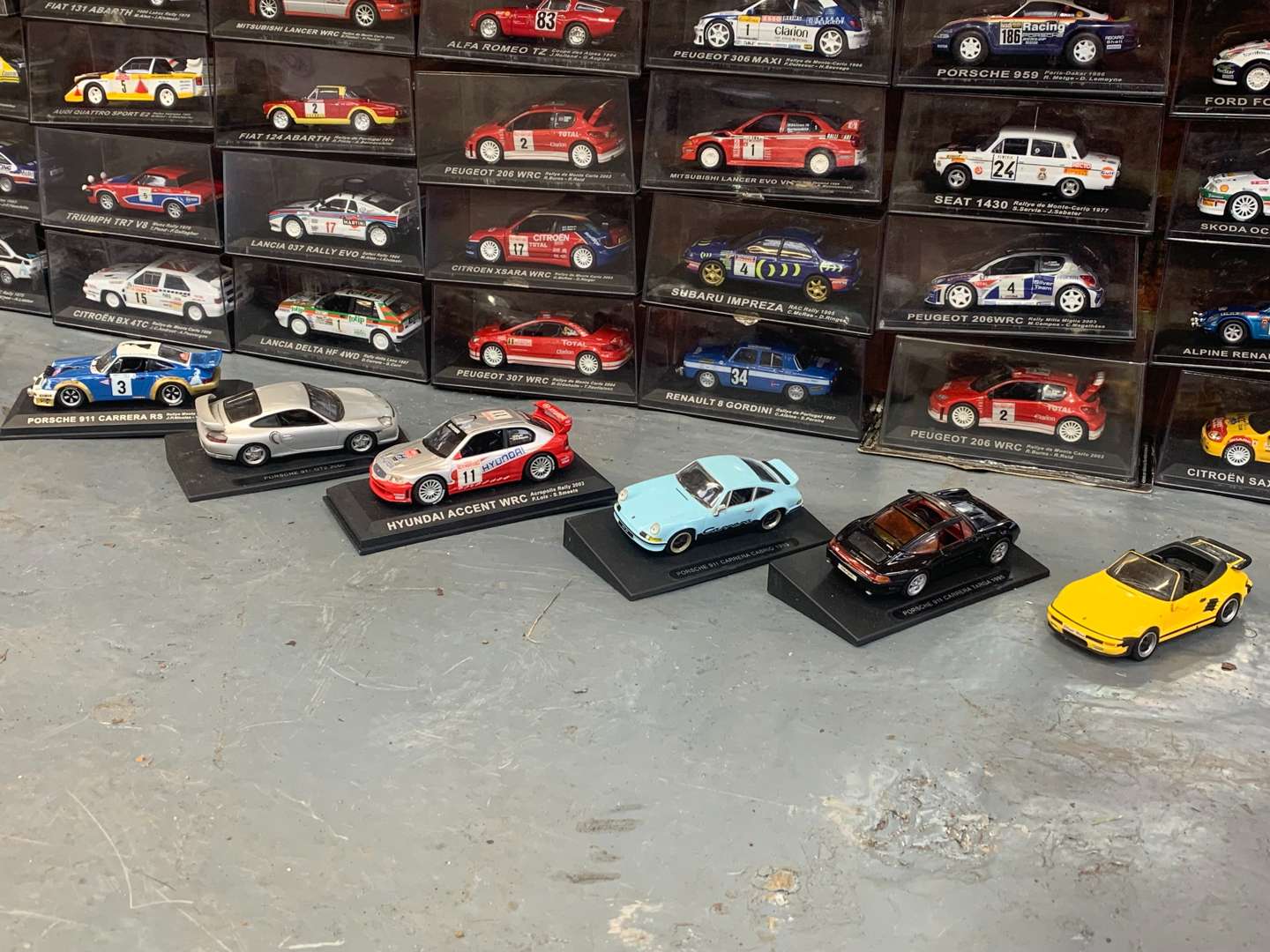 <p>Quantity of Cased Rally Car Models</p>