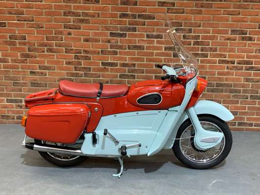 1959 ARIEL LEADER 250CC Saturday 1st Sunday 2nd April Anglia Car Auctions