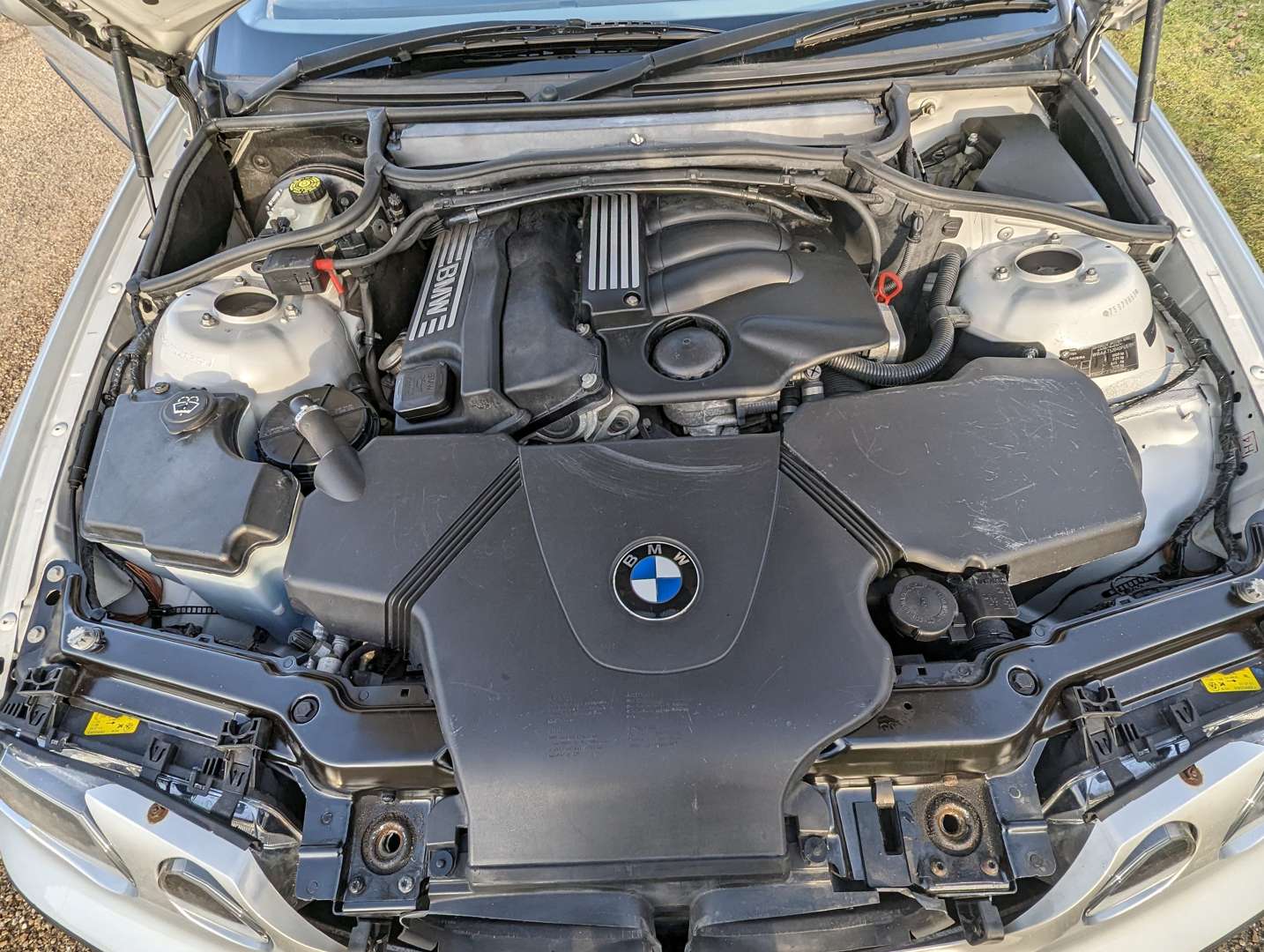 <p>2001 BMW 316TI SE COMPACT</p>