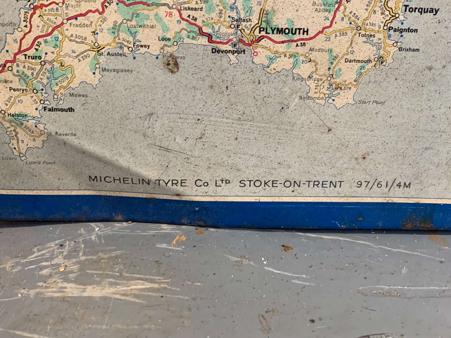 <p>&nbsp;Original Early Tin Michelin Map 1961 Sign</p>