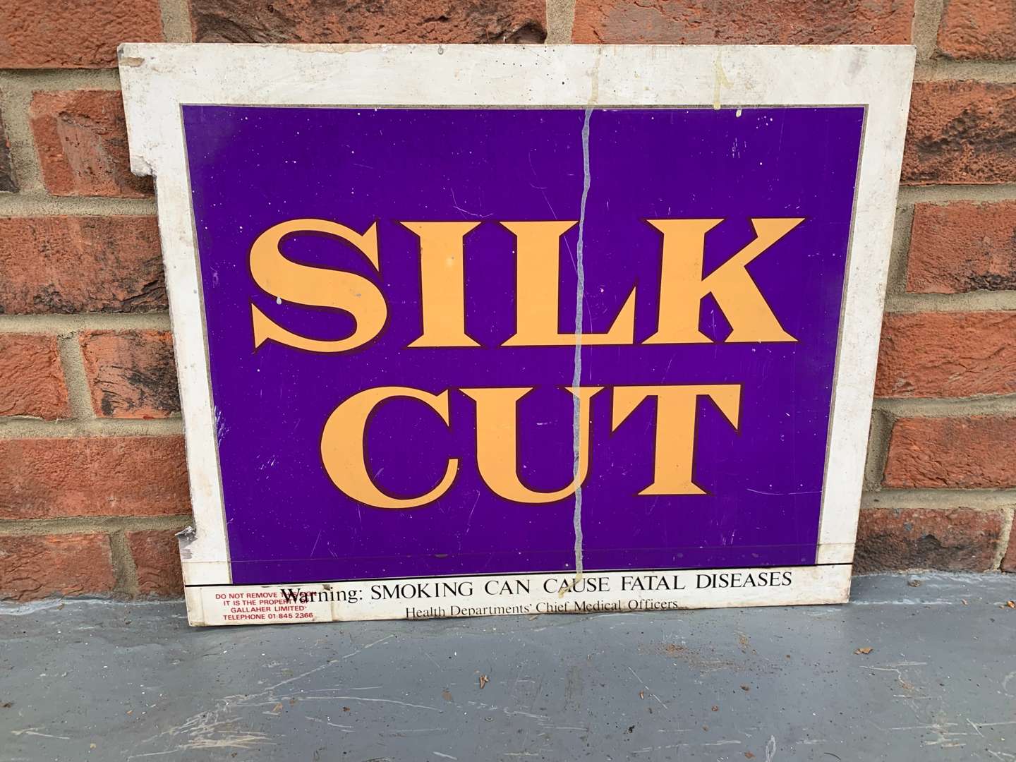 <p>Aluminium Silk Cut Cigarettes Sign</p>