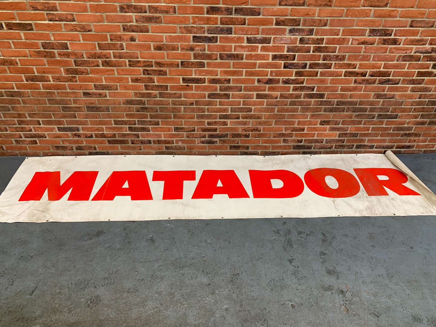 <p>Matador Banner</p>