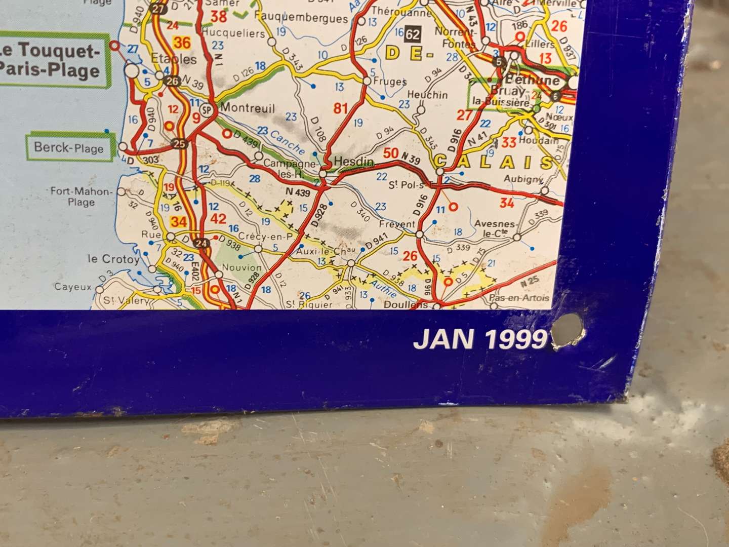 <p>Tin Michelin Map 1999 Sign</p>