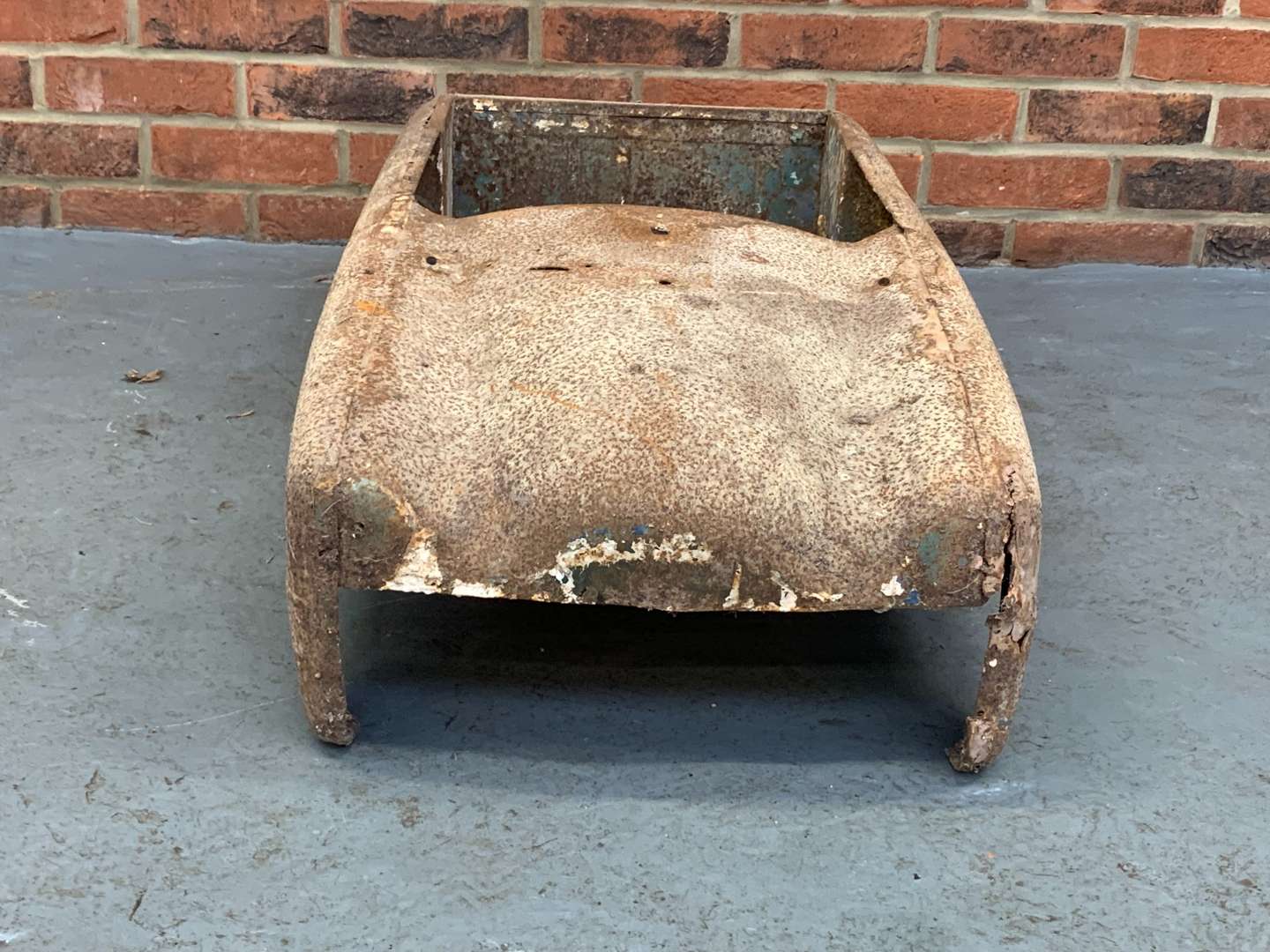 <p>Vintage Tin Plate Child Pedal Car Shell</p>