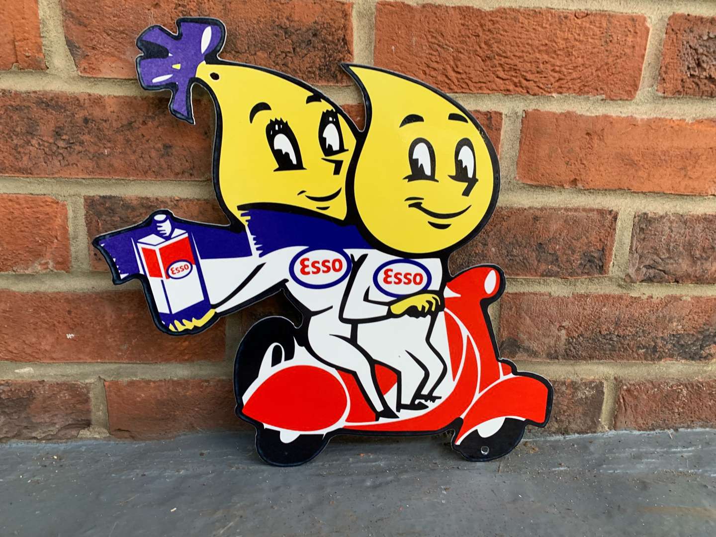 <p>Mr and Mrs Drip on a Scooter</p>