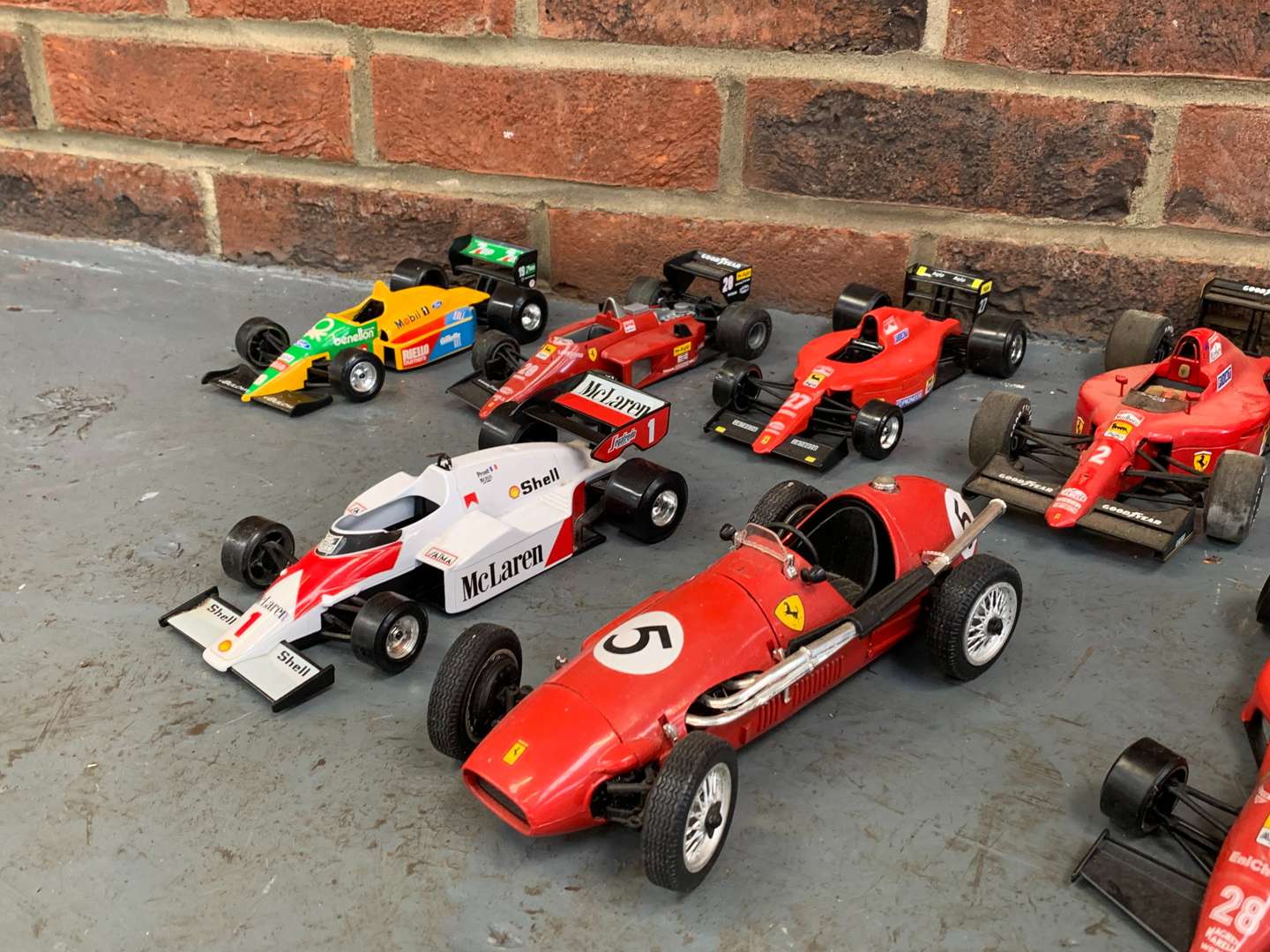 <p>Twelve Ferrari Die Cast Model Cars&nbsp;</p>