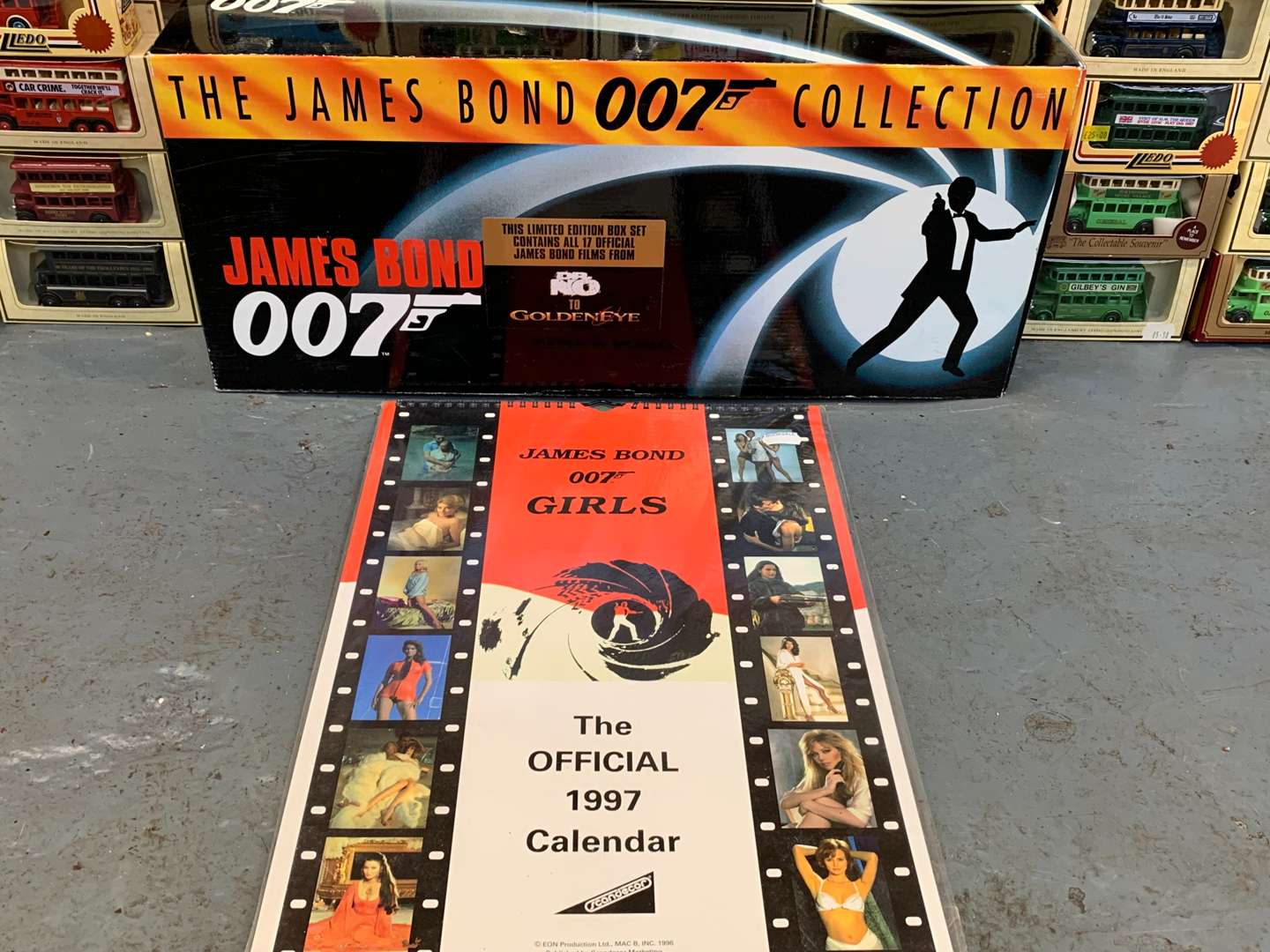 <p>Quantity Die Cast Days Gone Buses and James Bond Boxed Set, Calendars Etc</p>