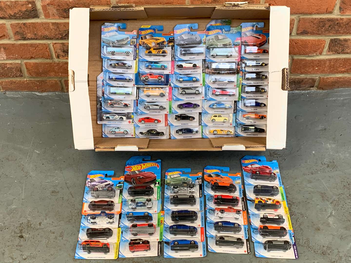 <p>Quantity of Boxed Hotwheels Cars</p>