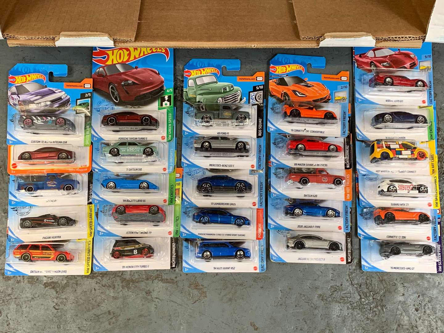 <p>Quantity of Boxed Hotwheels Cars</p>