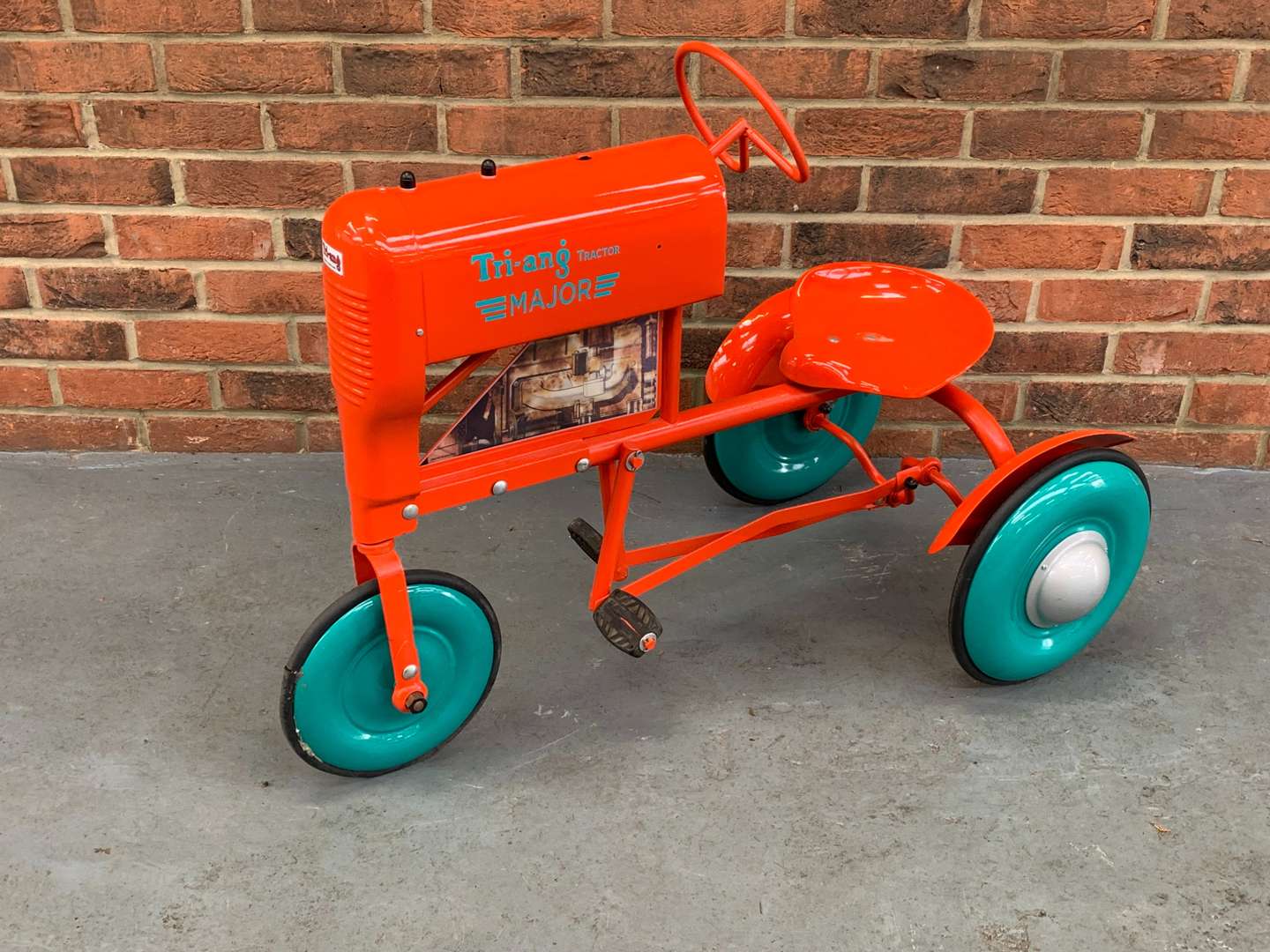 <p>Tin Plate Childs Pedal Tri-Ang Major Tractor</p>