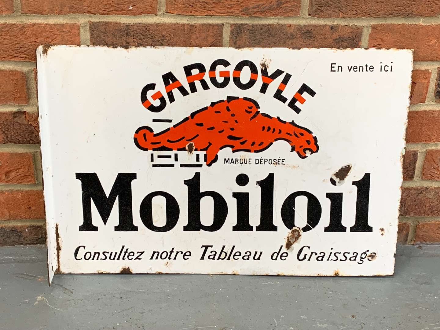<p>Enamel Gargoyle Mobiloil Flange Sign</p>