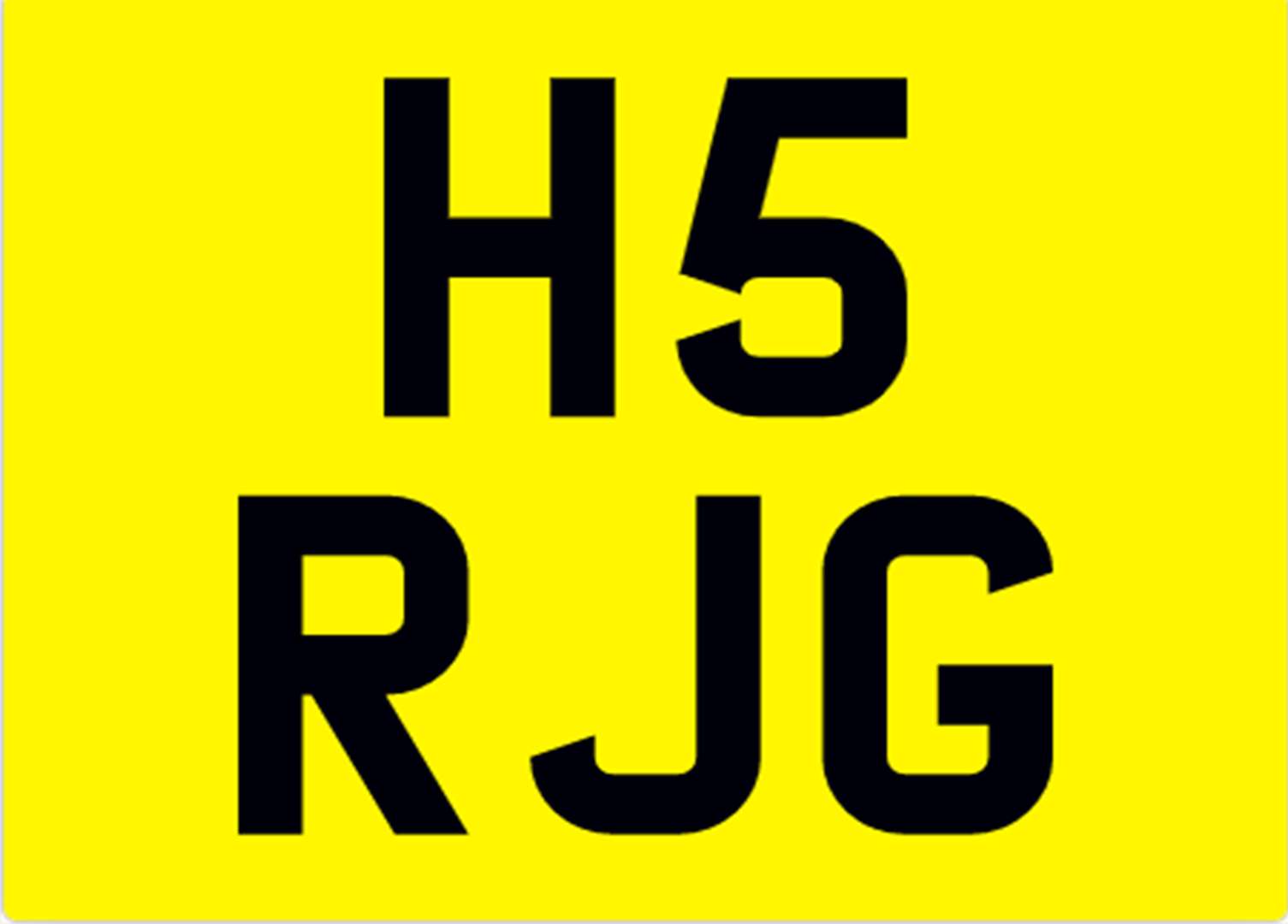 <p>&nbsp; H5 RJG Registration number&nbsp;</p>
