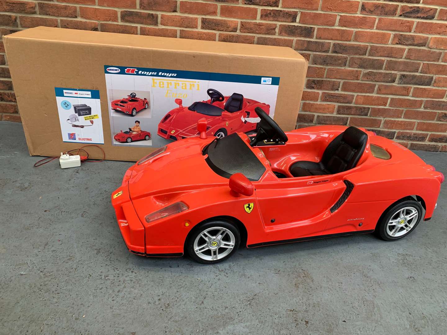 <p>Toys Toys Battery Operated Childs Ferrari Enzo Car</p>