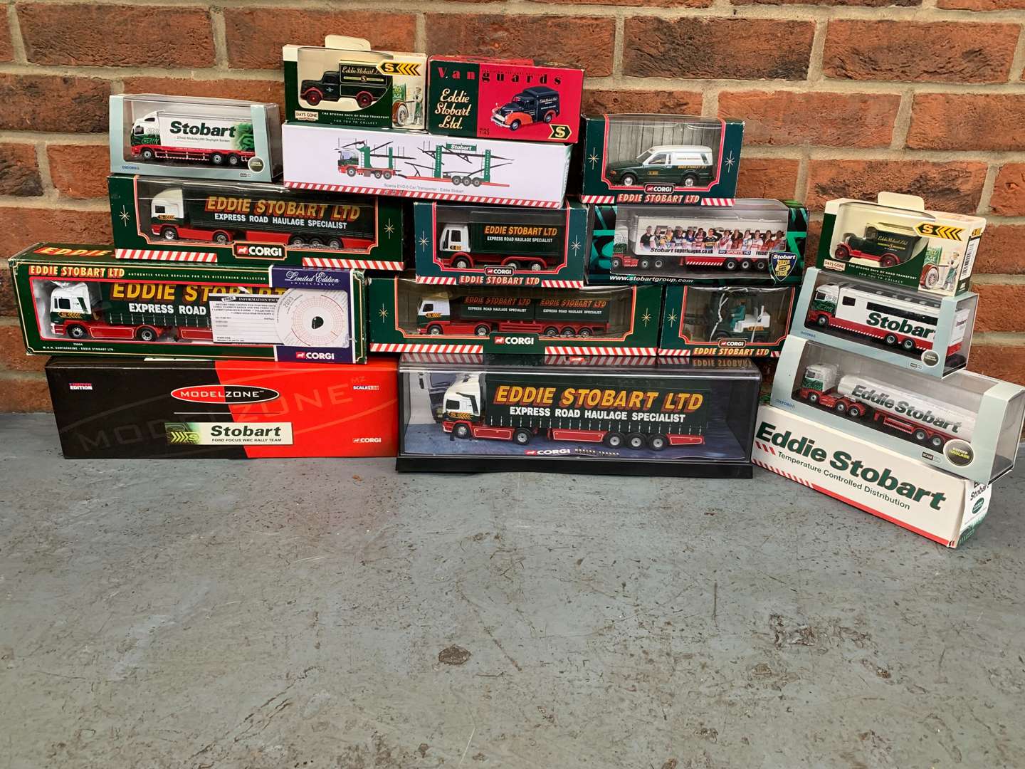 <p>Quantity of Boxed Eddie Stobart Die cast Lorries</p>