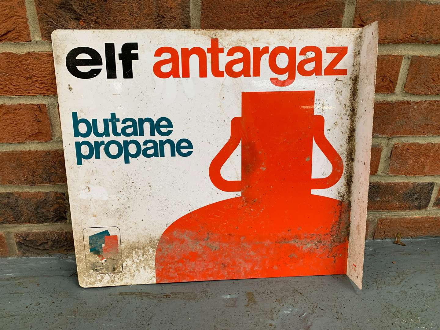 <p>Metal ELF Antargaz Flange Sign</p>