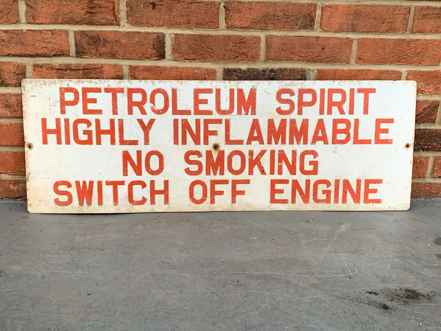 <p>Aluminium Petroleum Spirit Warning Sign</p>