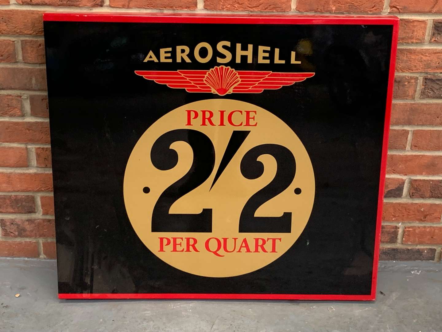 <p>Metal Aeroshell 2'2 Price Per Quart Sign</p>