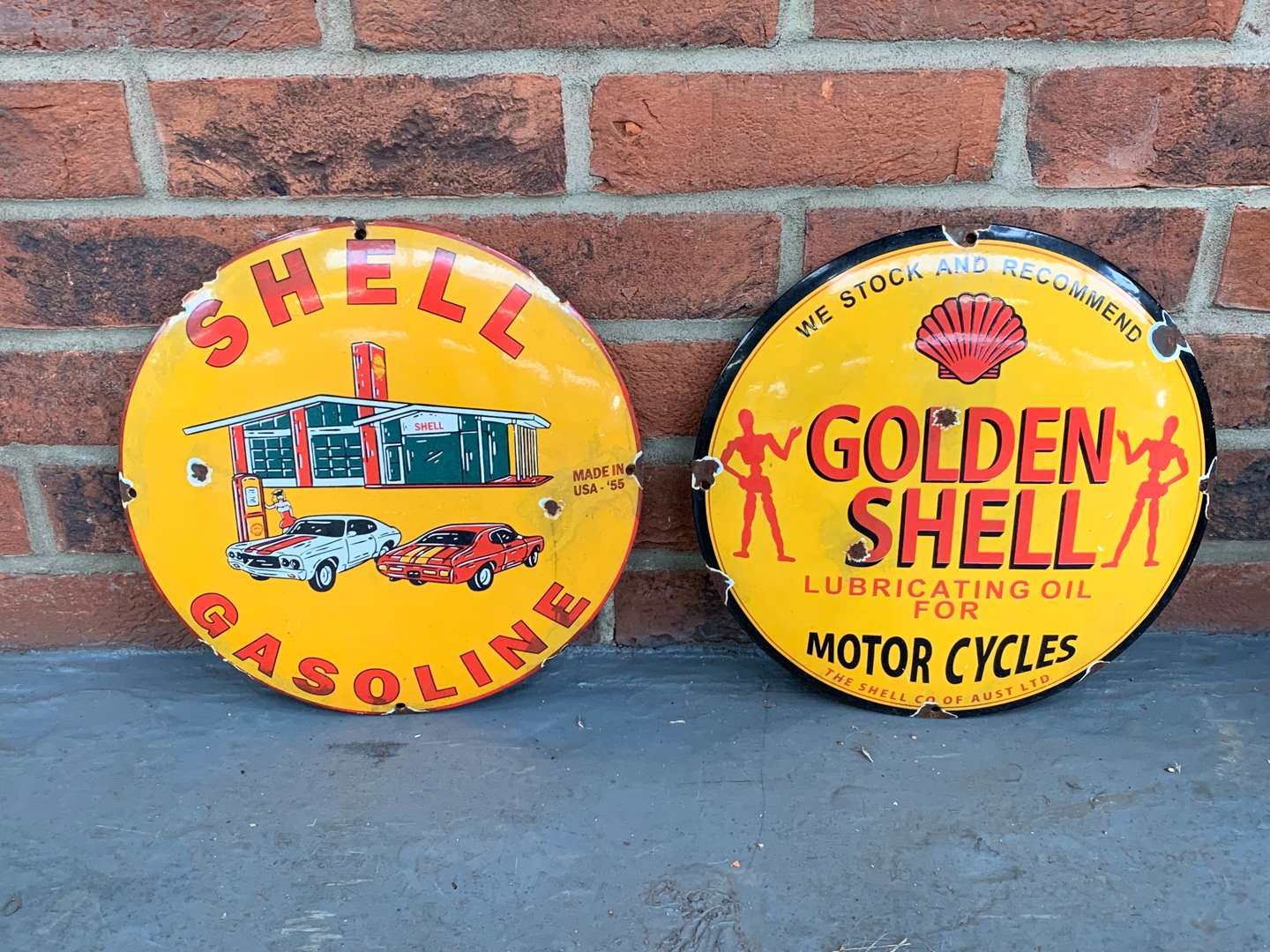 <p>Two Enamel Shell Convex Signs</p>