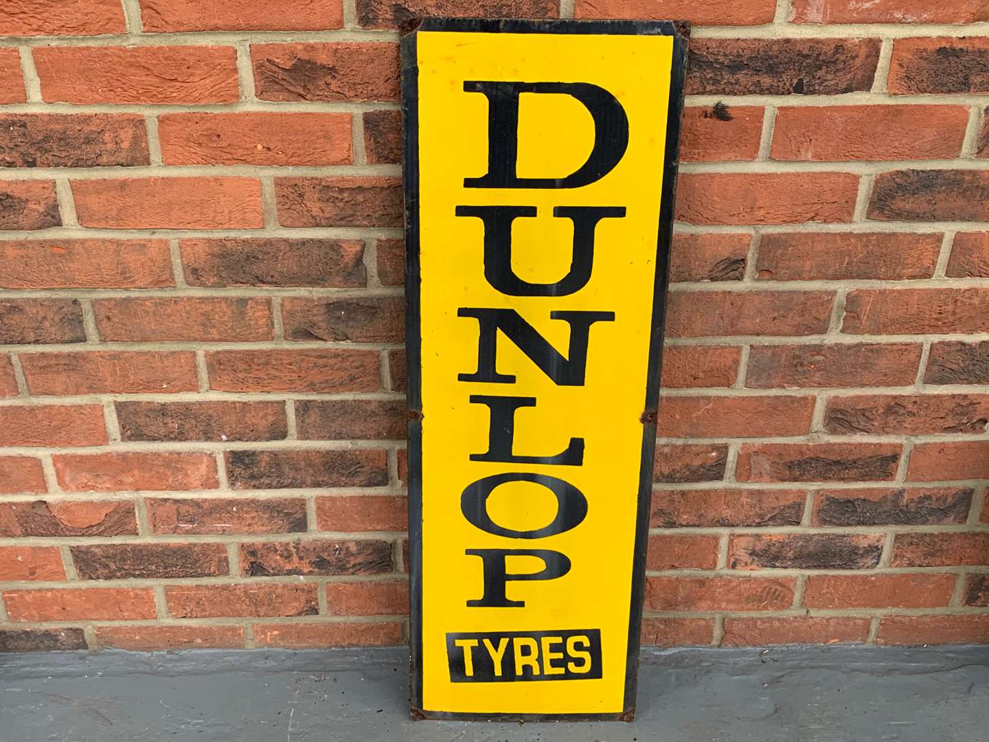 <p>Enamel Dunlop Tyres Sign</p>