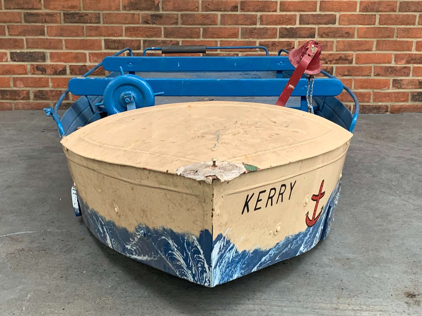 <p>Vintage Boat Fairground Ride “Kerry”</p>