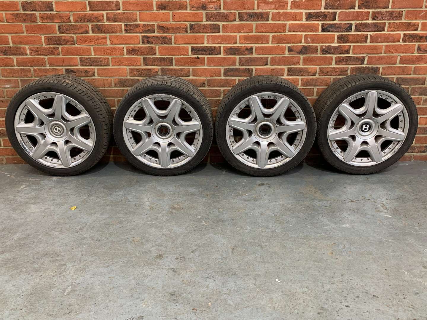 <p>Set of Four Bentley Continental Alloy Wheels</p>