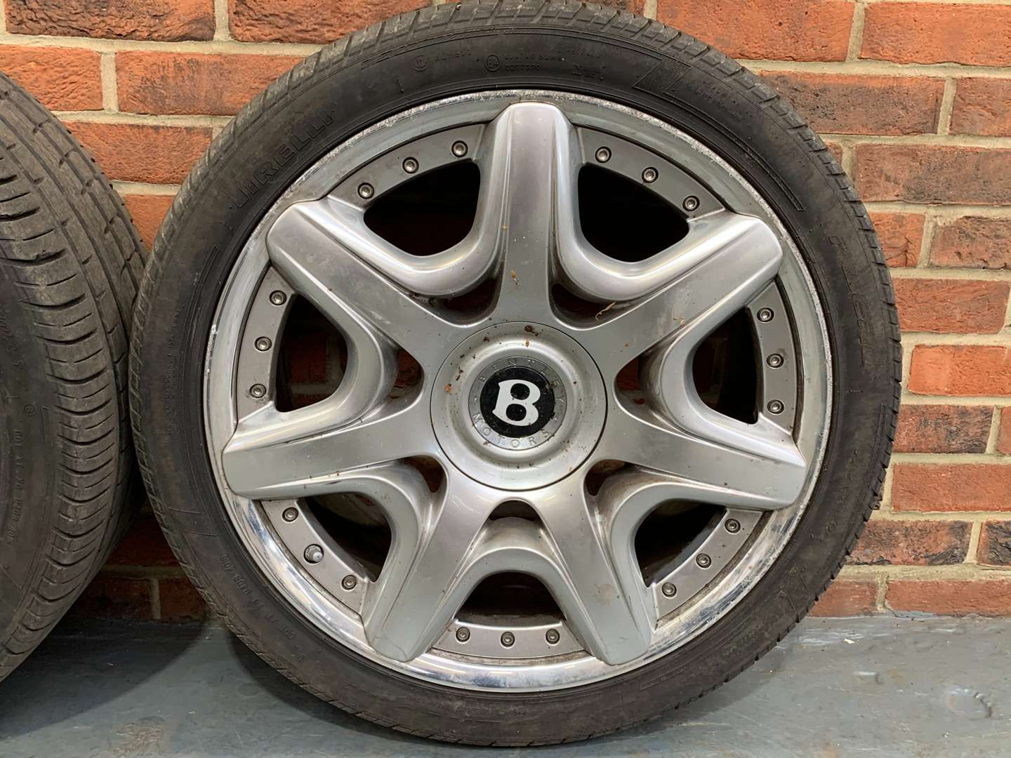 <p>Set of Four Bentley Continental Alloy Wheels</p>