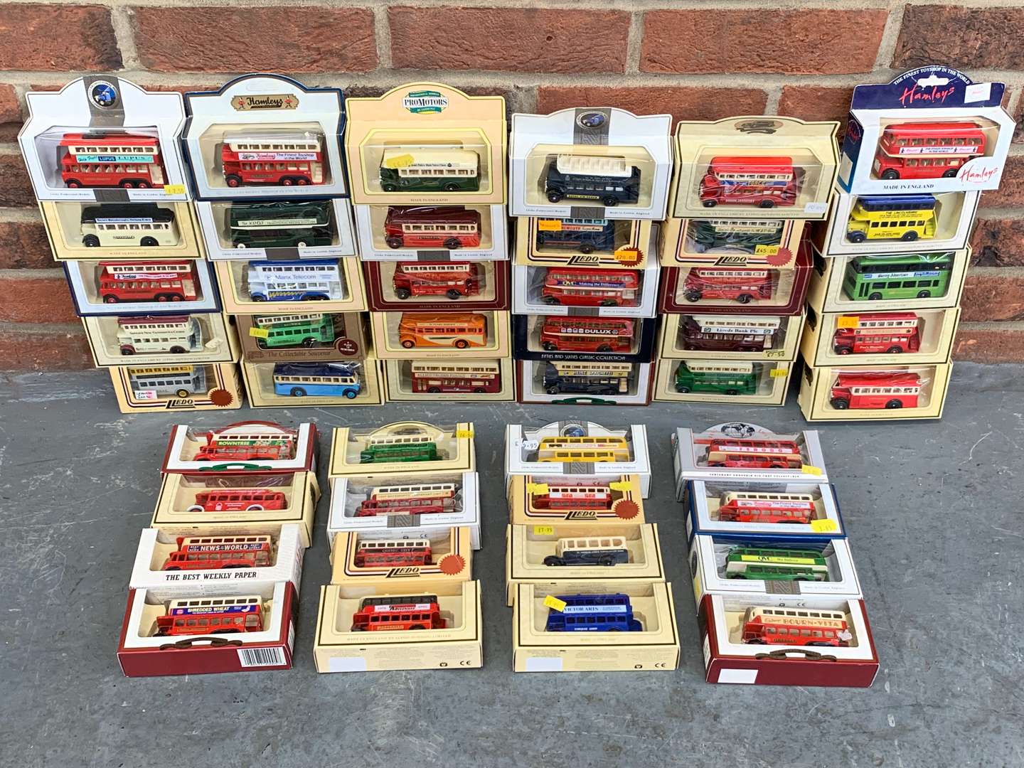 <p>Quantity of Boxed Die Cast Double Decker Buses</p>